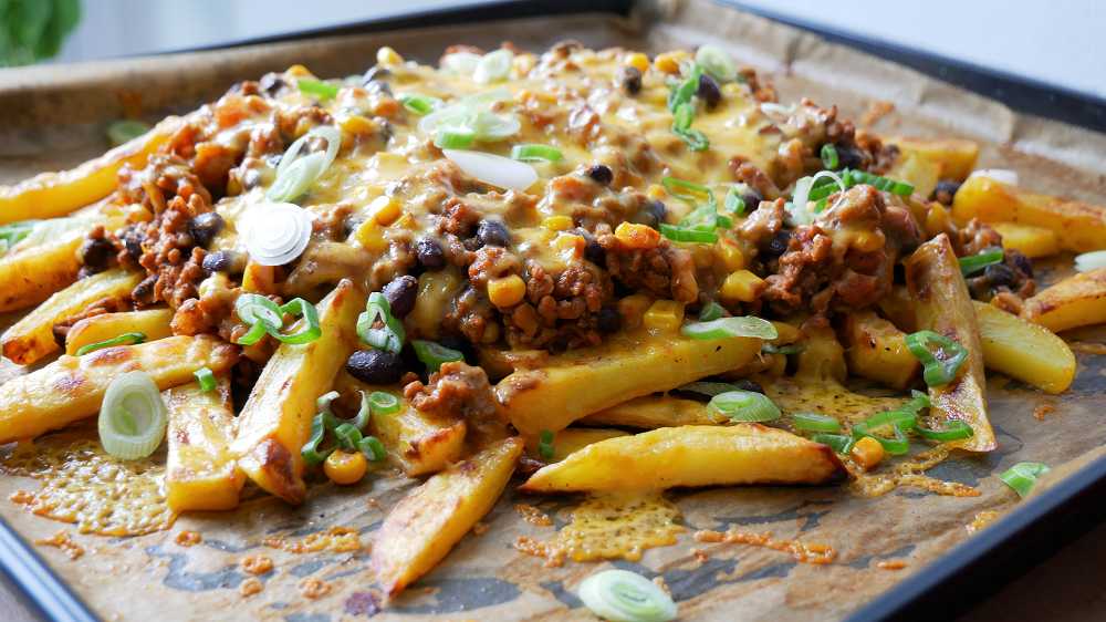 Homemade Chili Cheese Fries 