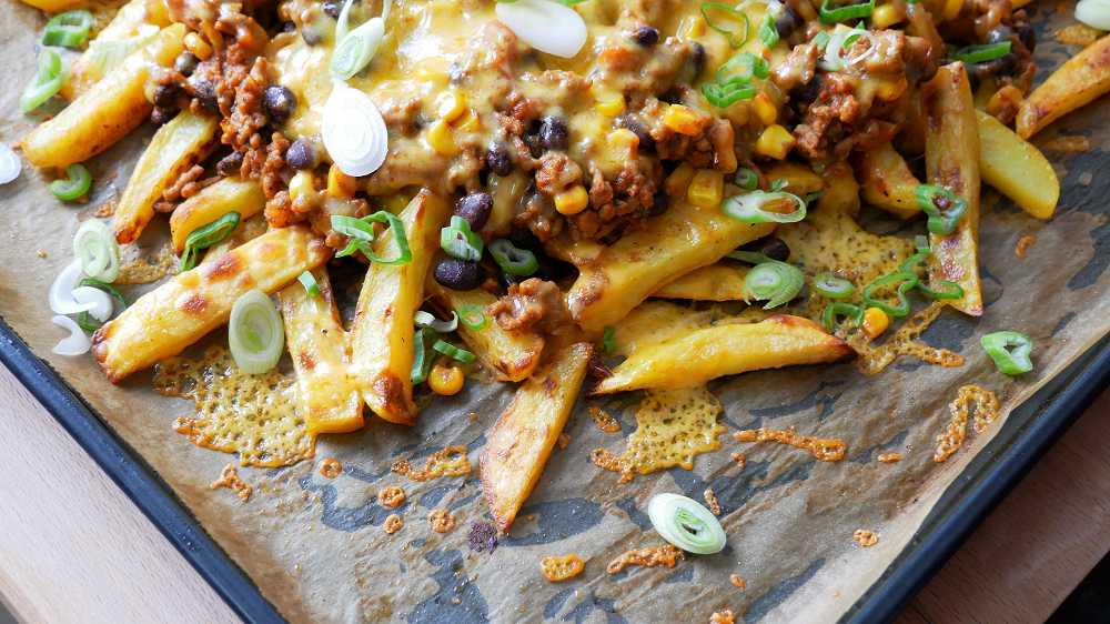 Homemade Chili Cheese Fries