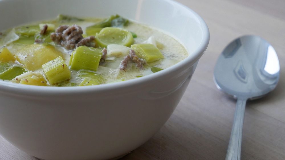 Leek & Cheese Soup with Ground Meat & Potatoes