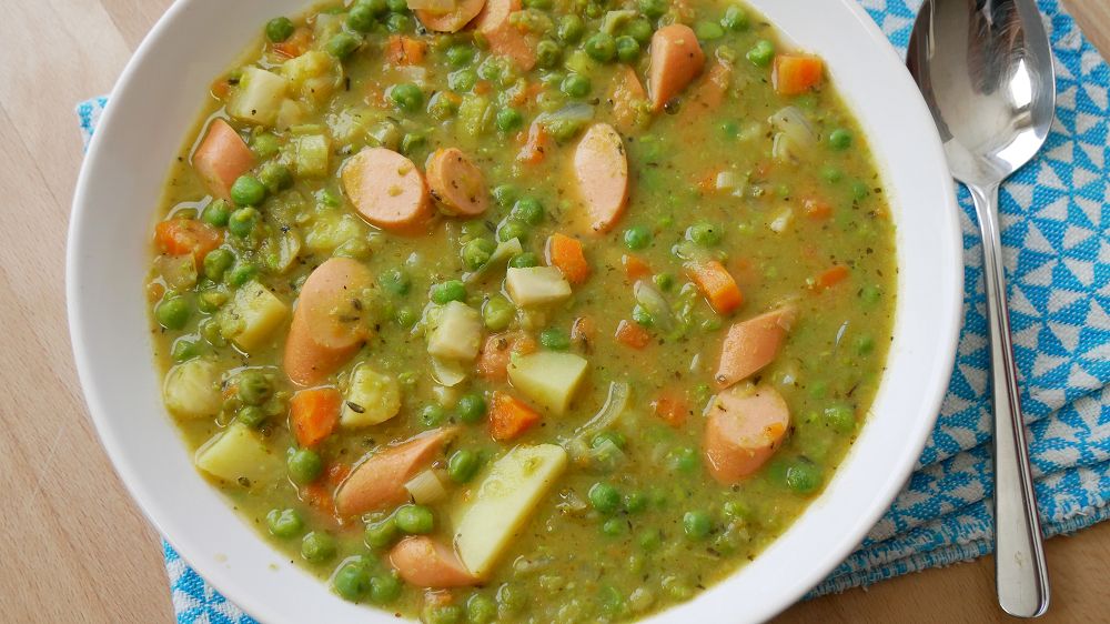 Simple Pea Soup with Wieners