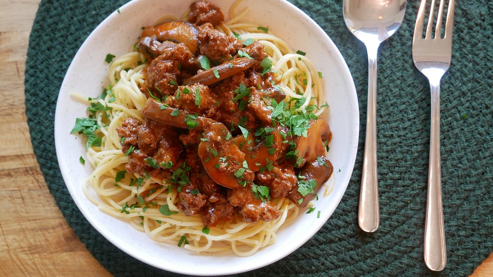 Spaghetti Bolognese Chasseur Style with Mushrooms & Ground Beef
