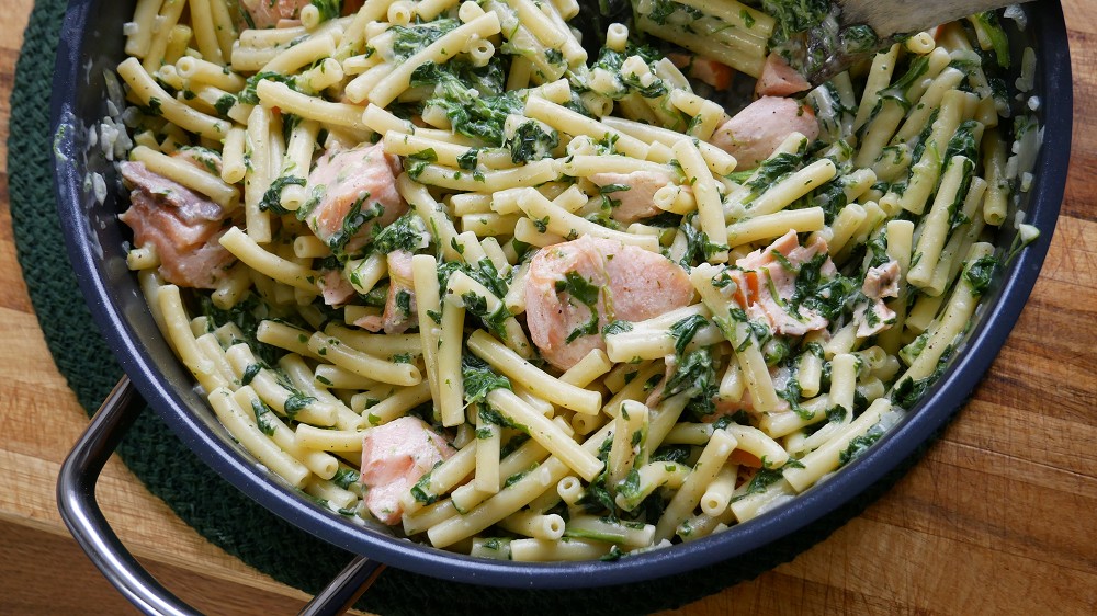 One Pot Pasta with Spinach & Smoked Salmon