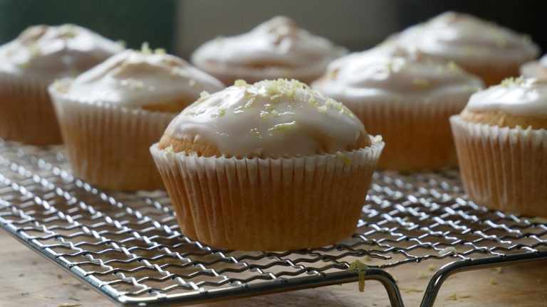 Zitronen Joghurt Muffins Backen - ichkocheheute.de